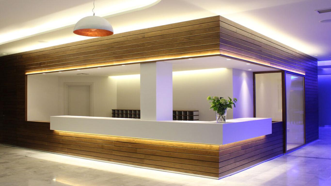 希臘聖潘泰萊蒙酒店 - Dio-Olympos (迪奧-奧林波斯)