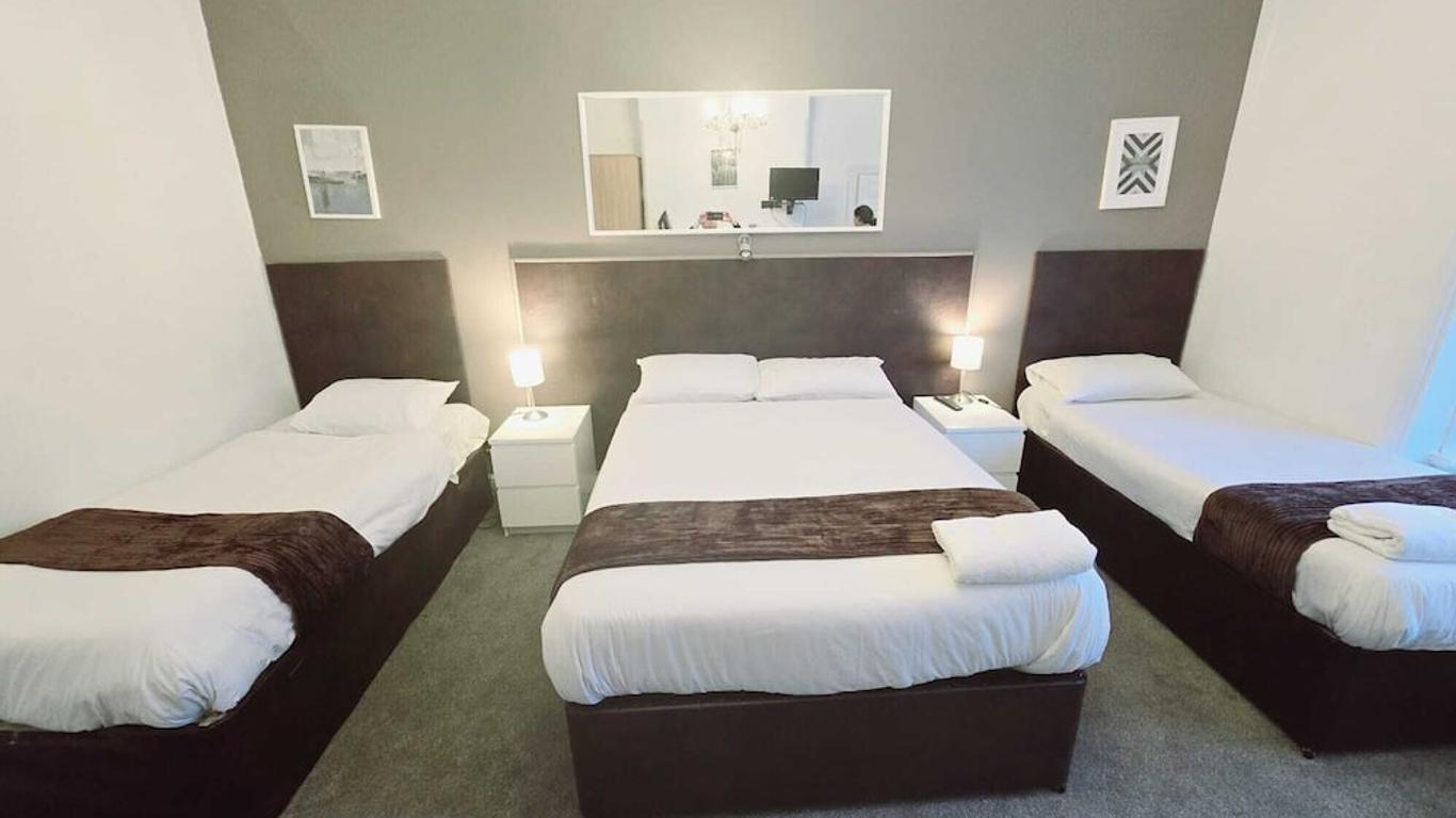 Kingswood Hotel
