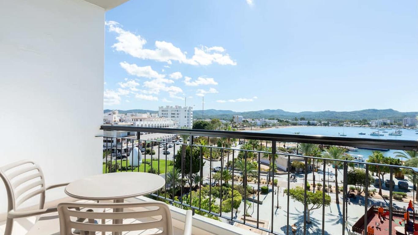 The RED Hotel by Ibiza Feeling - 聖安東尼德波特曼尼