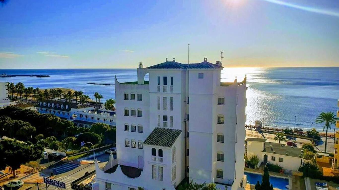 陽光海灘旅遊公寓酒店 - 班那馬德那