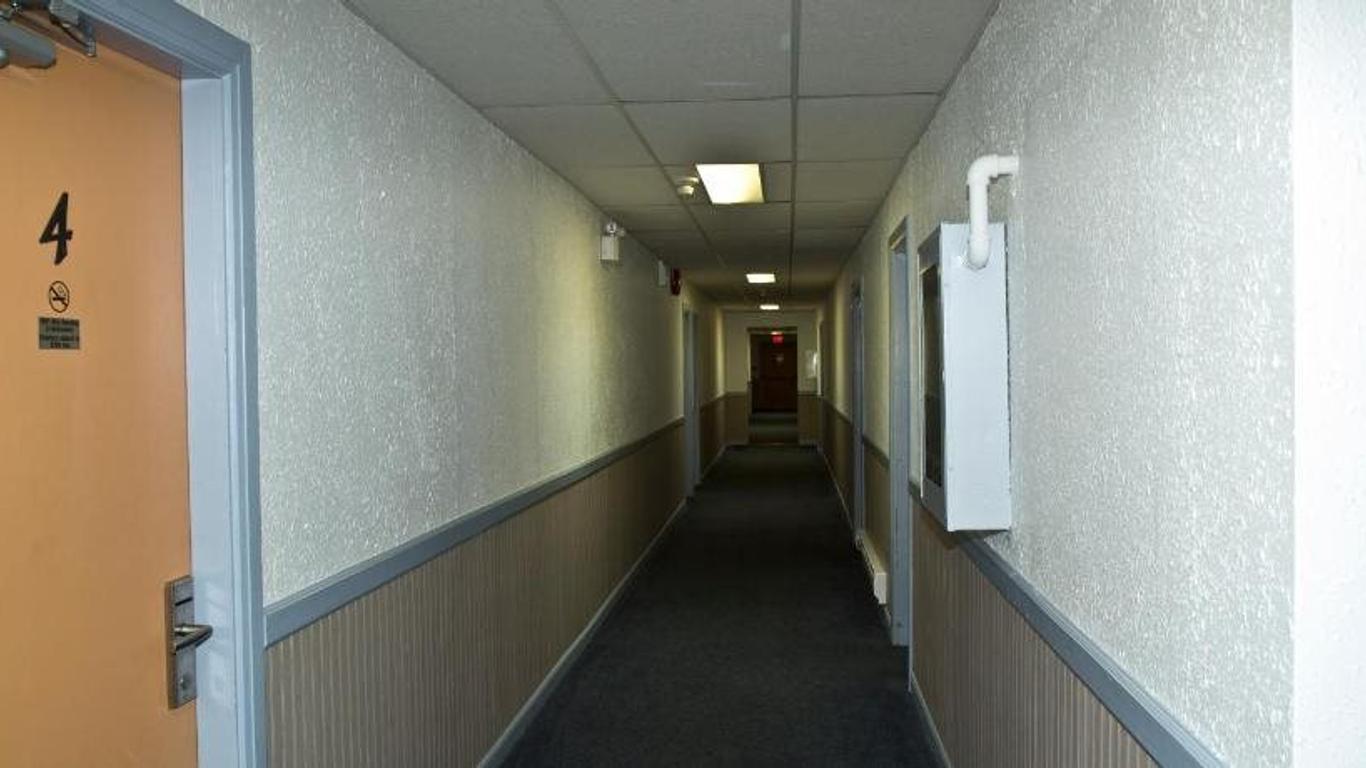 Valemount Hotel