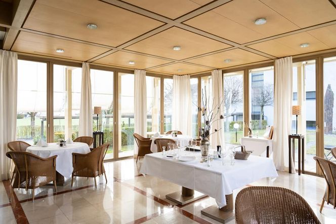 夏茲曼酒店 - 特里森