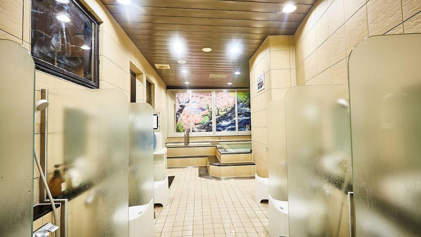 豪華膠囊旅館安心之宿新橋車站站前店