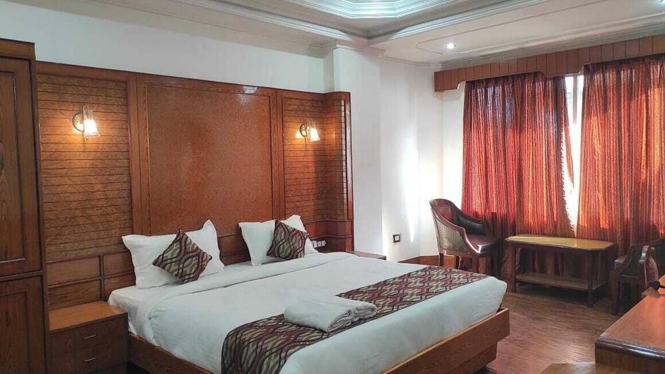 Hotel Ambarish Grand Residency