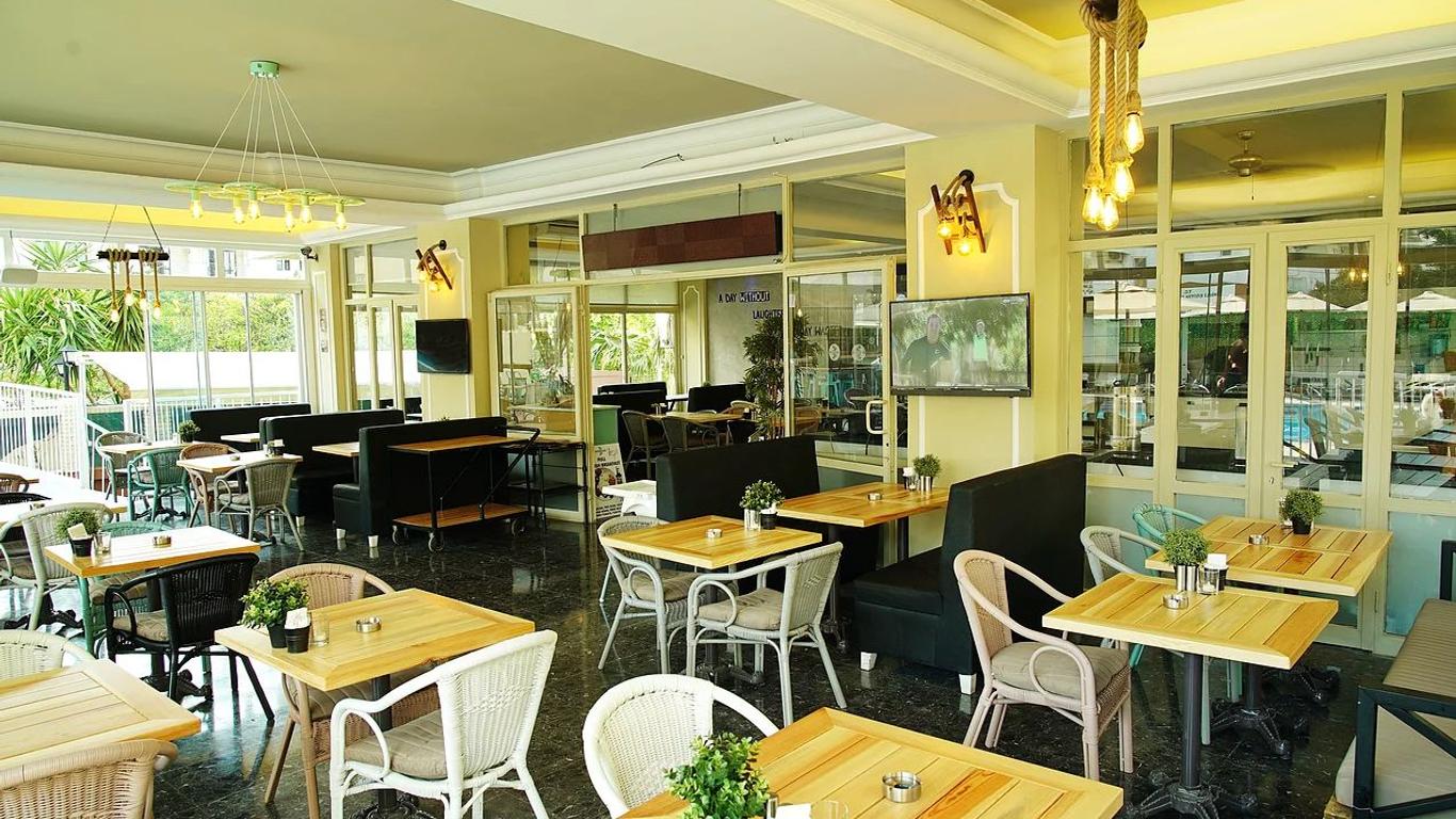 藍色宮殿公寓式酒店