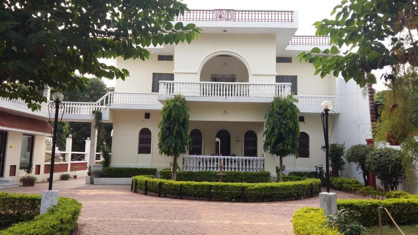 Yogi Ashram Guest House