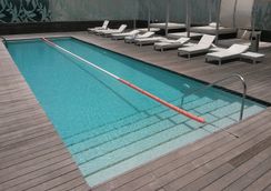 里斯本 VIP 溫泉大飯店 - 里斯本 - 游泳池